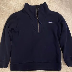 Large men’s navy cozy sweater - Patagonia. Worn once